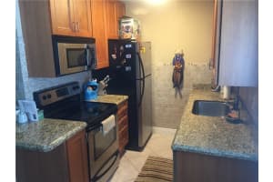 1460 NE 18th St, Fort Lauderdale, FL 33305, Sold 08/07/17