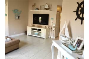 20864 NW 15th St, Pembroke Pines, FL 33029, Sold 10/15/17