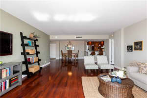 1 Las Olas Cir, Fort Lauderdale, FL 33316, Sold 02/02/18