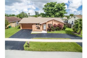 7911 NW 90th Ave, Tamarac, FL 33321, Sold 09/28/17
