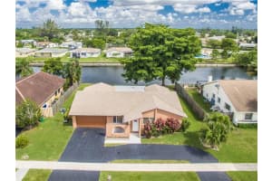 7911 NW 90th Ave, Tamarac, FL 33321, Sold 09/28/17