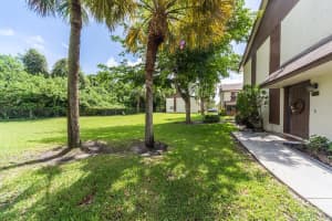 857 NW 47th St, Pompano Beach, FL 33064, Sold 09/01/17