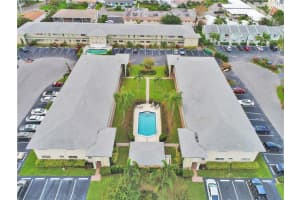 2120 NE 42nd St #3a, Lighthouse Point, FL 33064, Sold 04/13/18