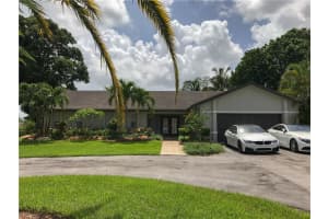 5200 W Saxon Cir, Southwest Ranches, FL 33331, Sold 12/18/17