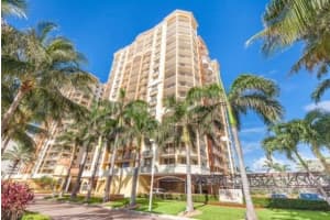 2001 N Ocean Blvd, Fort Lauderdale, FL 33305, Sold 10/06/17