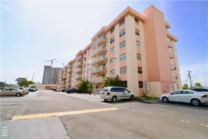 16465 NE 22nd Ave, Miami, FL 33160, Sold 10/27/17