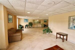 16465 NE 22nd Ave, Miami, FL 33160, Sold 10/27/17