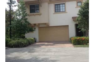 6071 Grand Cypress Cir W, Coconut Creek, FL 33073, Sold 12/06/17