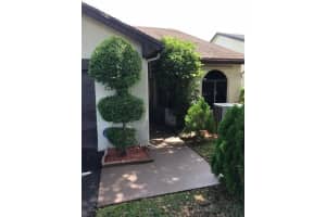 10003 NW 83rd St, Tamarac, FL 33321, Sold 10/17/17