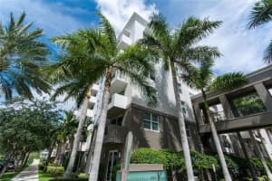 2401 NE 65th St, Fort Lauderdale, FL 33308, Sold 11/03/17