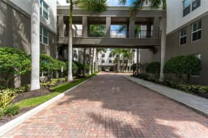 2401 NE 65th St, Fort Lauderdale, FL 33308, Sold 11/03/17