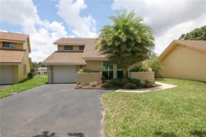 3941 SW 83rd Terrace, Davie, FL 33328, Sold 08/30/17