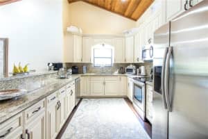 8404 NW 80th Ct, Tamarac, FL 33321, Sold 10/18/17