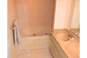 5560 NW 61st Pl, Tamarac, FL 33319, Sold 10/27/17