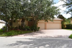 4727 NW 72nd Pl, Coconut Creek, FL 33073, Sold 09/28/17