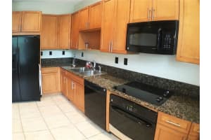 6950 Julia Gardens Dr, Coconut Creek, FL 33073, Sold 11/09/17