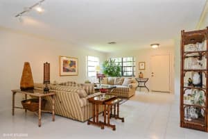 9165 Vineyard Lake Dr, Plantation, FL 33324, Sold 10/17/17