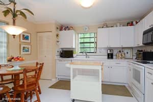 9165 Vineyard Lake Dr, Plantation, FL 33324, Sold 10/17/17