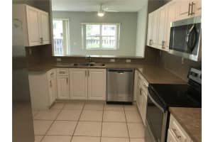 7780 S Southwood Cir, Davie, FL 33328, Sold 09/21/17