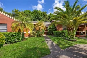 7957 Lagos De Campo Blvd, Tamarac, FL 33321, Sold 09/25/17