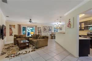 7957 Lagos De Campo Blvd, Tamarac, FL 33321, Sold 09/25/17