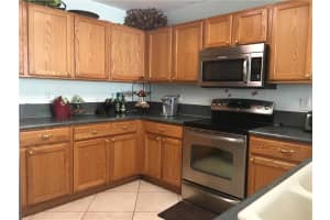 4358 NW 71st Ter, Lauderhill, FL 33319, Sold 11/06/17