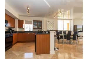 2001 N Ocean Blvd, Fort Lauderdale, FL 33305, Sold 11/10/17