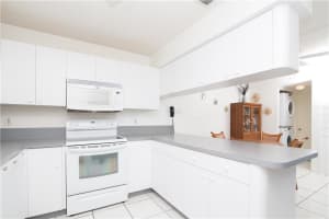 2562 NW 99th Ave, Coral Springs, FL 33065, Sold 11/03/17