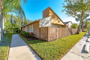 15750 Woodgate Ct, Sunrise, FL 33326, Sold 03/27/18