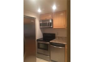 5300 NE 24th Terrace, Fort Lauderdale, FL 33308, Sold 10/05/17