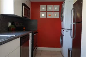 2475 NW 16th St Rd, Miami, FL 33125, Sold 11/28/17