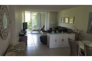 777 SE 2nd Ave, Deerfield Beach, FL 33441, Sold 09/12/17