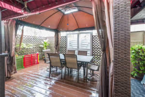 563 NW 98th Ave, Plantation, FL 33324, Sold 10/30/17