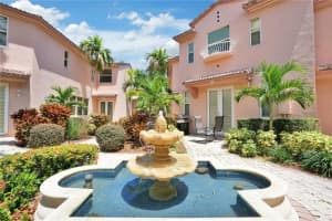 1900 Oceanwalk Ln, Pompano Beach, FL 33062, Sold 09/14/17