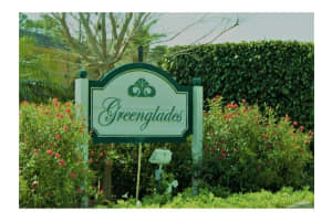 8419 Forest Hills Dr, Coral Springs, FL 33065, Sold 09/25/17