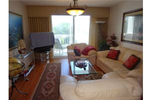 3210 SE 10th St #3b, Pompano Beach, FL 33062, Sold 11/16/17