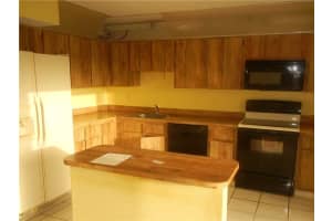 17000 NW 67th Ave, Hialeah, FL 33015, Sold 10/02/17