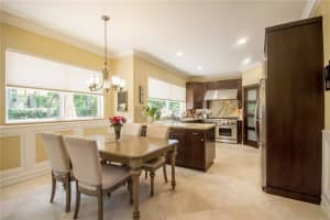 11710 NW 2nd St, Plantation, FL 33325, Sold 02/06/18