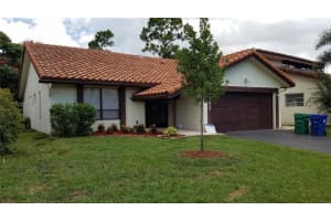 1631 Riverwood Ln, Coral Springs, FL 33071, Sold 09/29/17