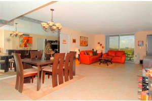 437 Golden Isles Dr #10a, Hallandale Beach, FL 33009, Sold 12/15/17