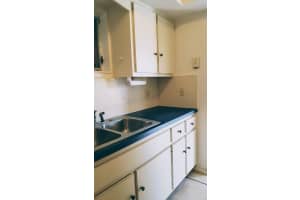 2811 NE 51st St, Fort Lauderdale, FL 33308, Sold 11/03/17