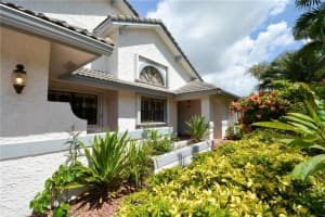 1801 E Oak Knoll Cir, Davie, FL 33324, Sold 09/27/17