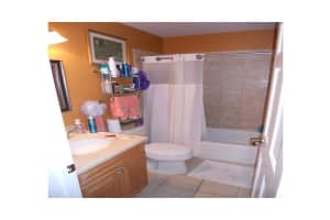 1952 NE 4th St, Deerfield Beach, FL 33441, Sold 04/18/18