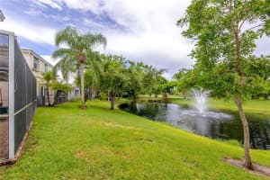 9322 NW 8th Cir, Plantation, FL 33324, Sold 10/04/17