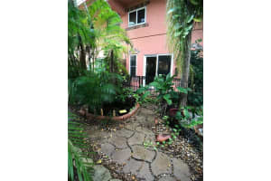 640 Tennis Club Dr, Fort Lauderdale, FL 33311, Sold 12/21/17