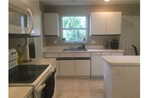 500 Greaton Ave, Davie, FL 33325, Sold 10/31/17