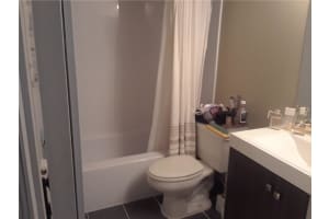 5276 NE 6th Ave #19f, Fort Lauderdale, FL 33334, Sold 12/26/17