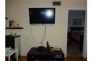 4143 N Ocean Blvd, Fort Lauderdale, FL 33308, Sold 12/08/17