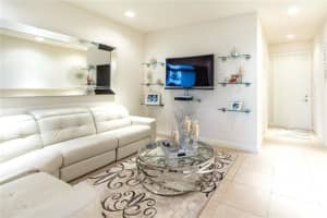 6904 Long Pine Cir, Coconut Creek, FL 33073, Sold 11/02/17