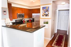 2421 NE 65th St, Fort Lauderdale, FL 33308, Sold 12/14/17